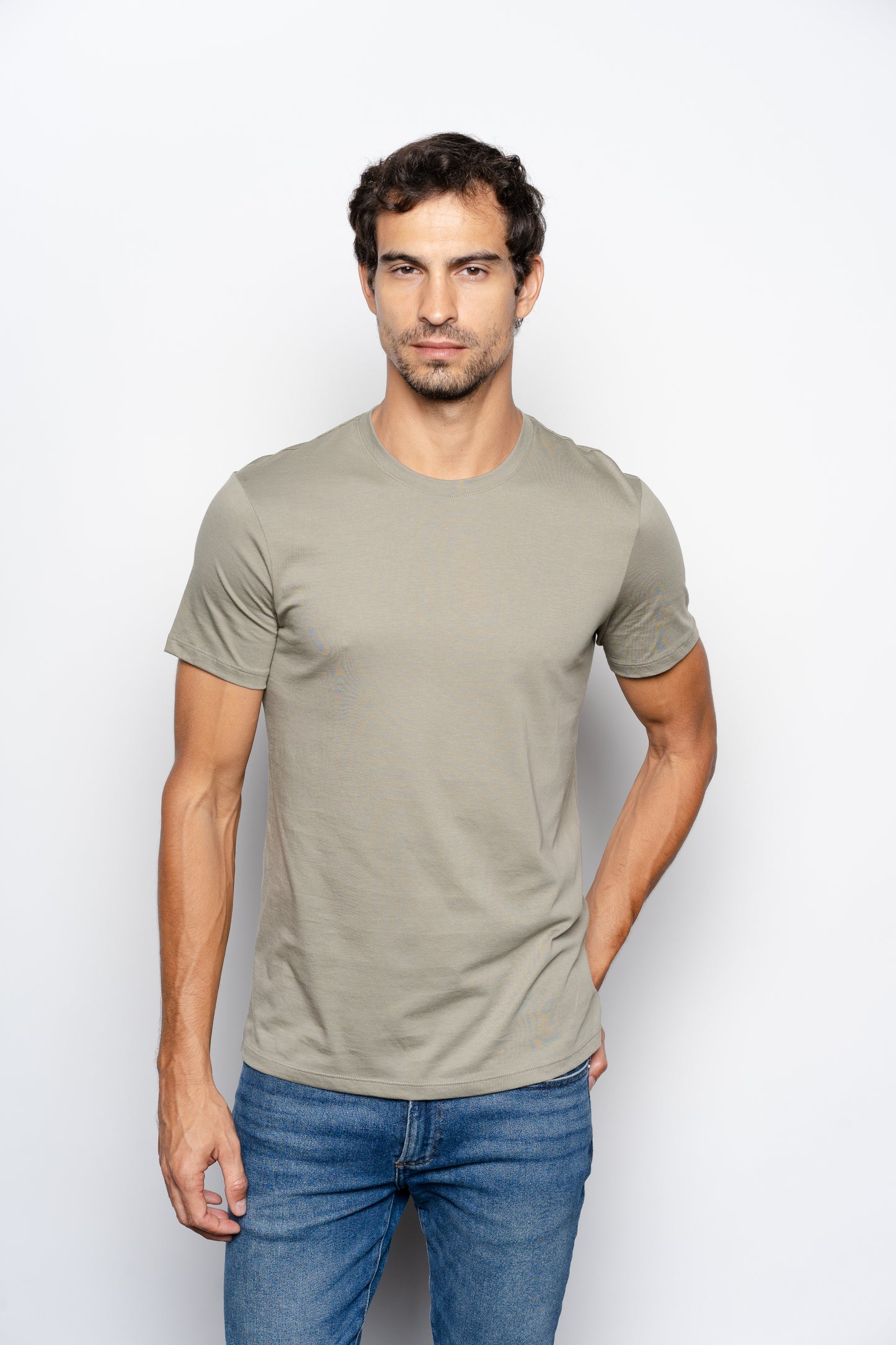 T-Shirt Pima Verde Oliva Claro Gola Careca Importada