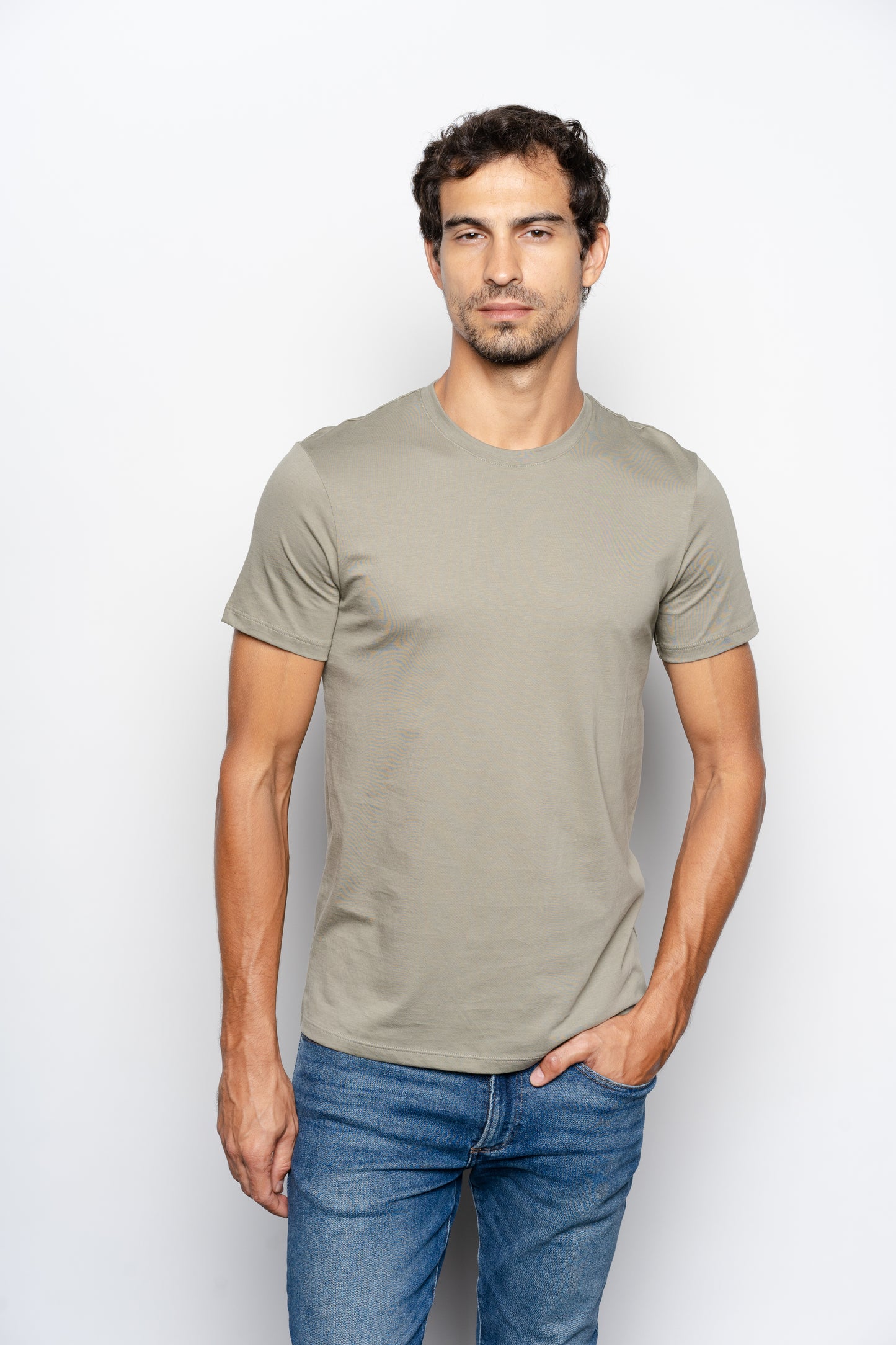 T-Shirt Pima Verde Oliva Claro Gola Careca Importada