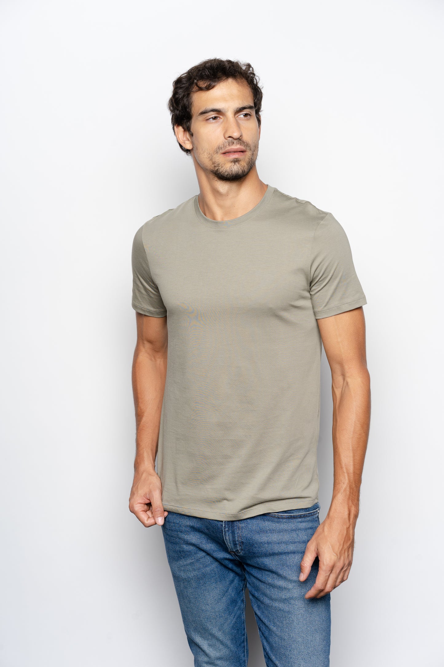 T-Shirt Pima Verde Oliva Claro Gola Careca Importada