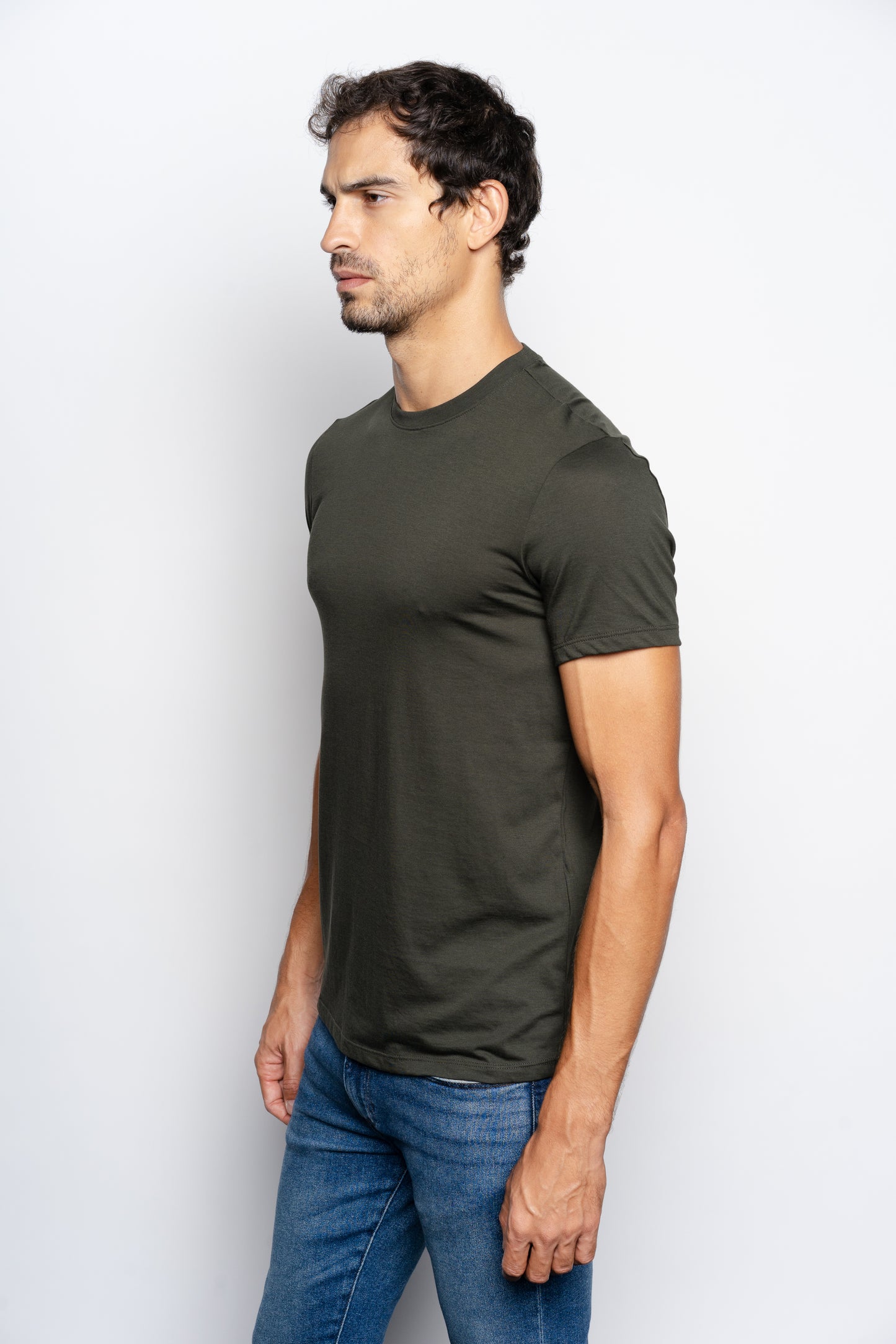 T-Shirt Pima Verde Musgo Gola Careca Importada