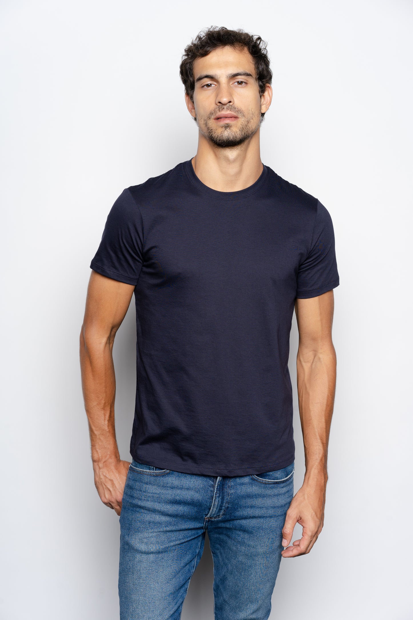 T-Shirt Pima Azul Marinho Gola Careca Importada