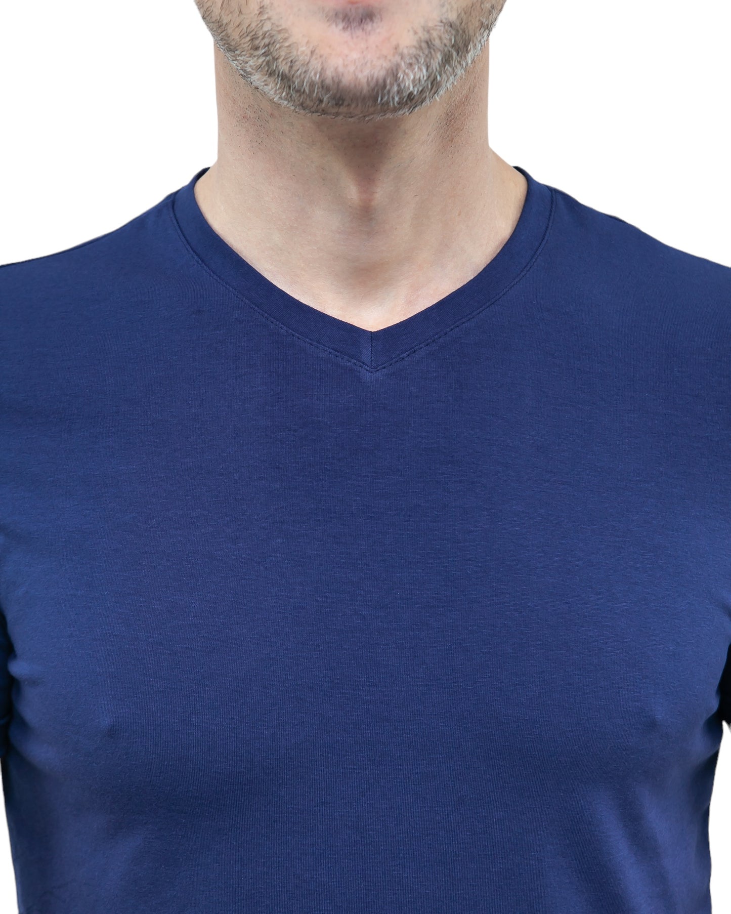 CAMISETA SLIM FIT SEM LOGO AZUL - GOLA V